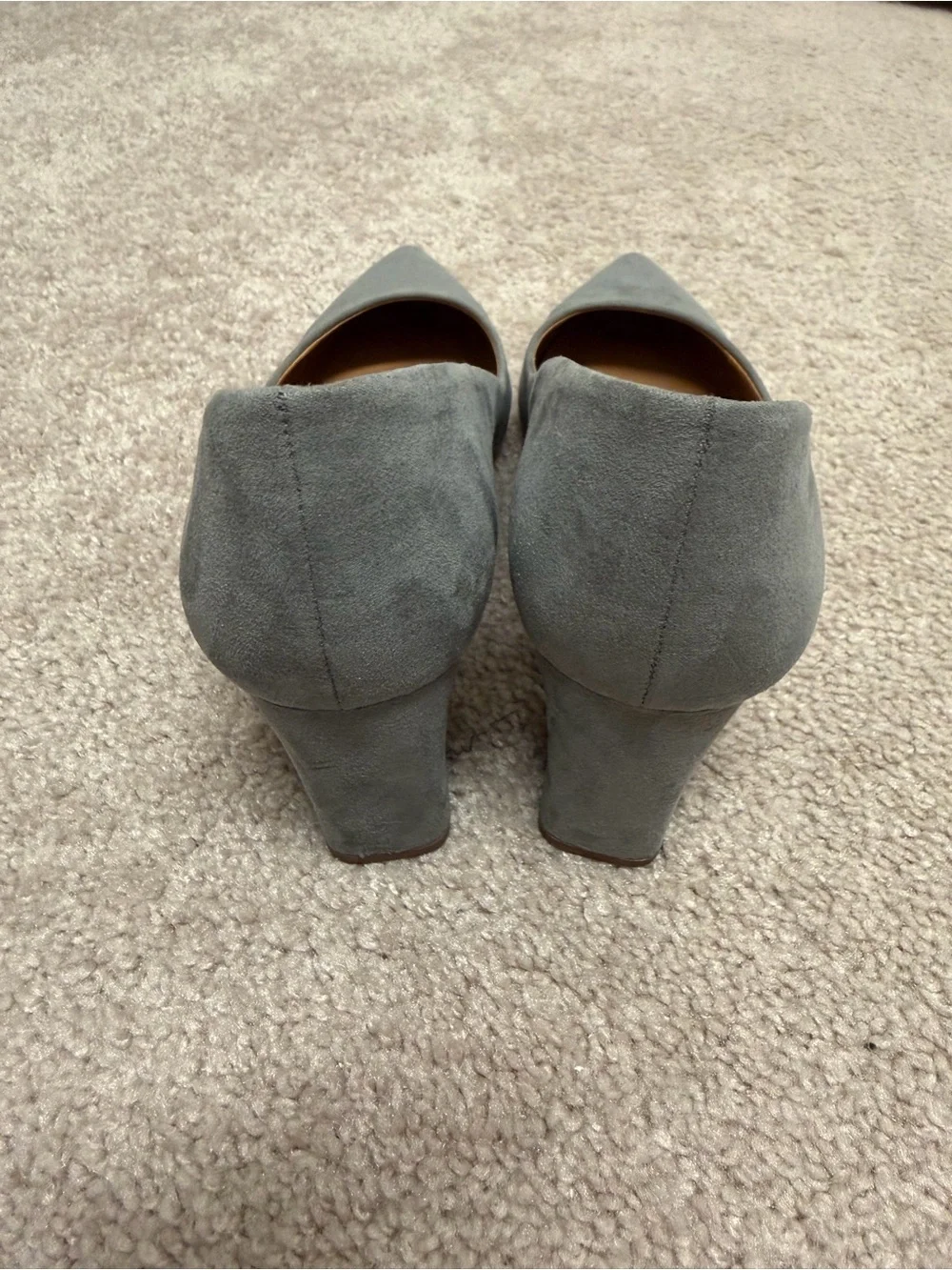 14th & Union Pointed-Toe Pumps in Gray with Brown Block Heel